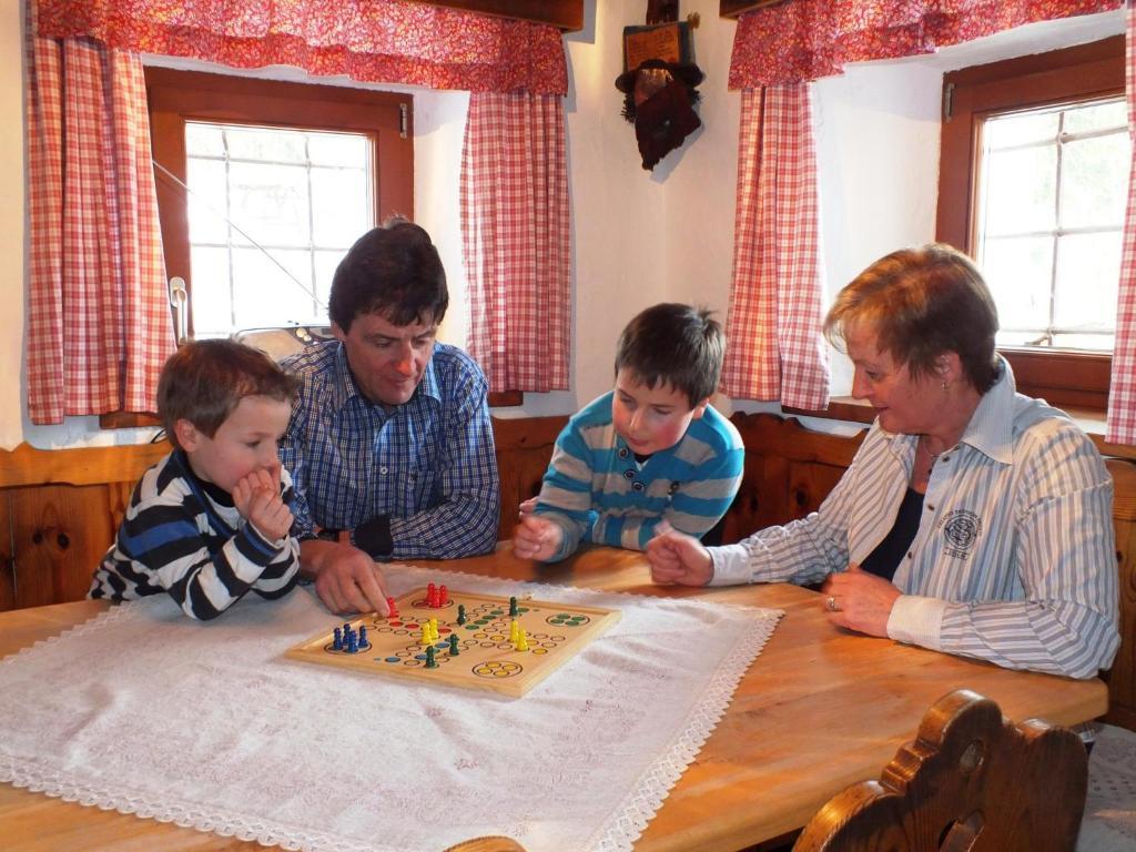 Ferienhaus "Zur Alten Schmiede" Mariahof Exterior foto
